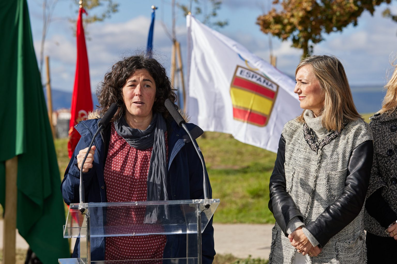 A* Jesús Garzaron/Ayuntamiento de Pamplona
F* 2023_11_06
T* Inauguración del bosque Olímpico
L* Calle de las Aguas 91, Mendillorri, Pamplona